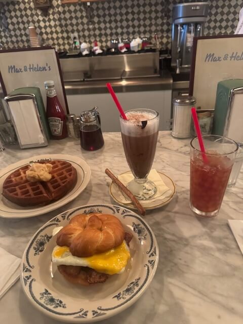 Best LA Breakfast - Max and Helen's